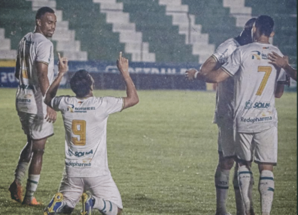 Sousa Espera Abrir Vantagem Contra O Treze No Jogo De Ida Da Semifinal