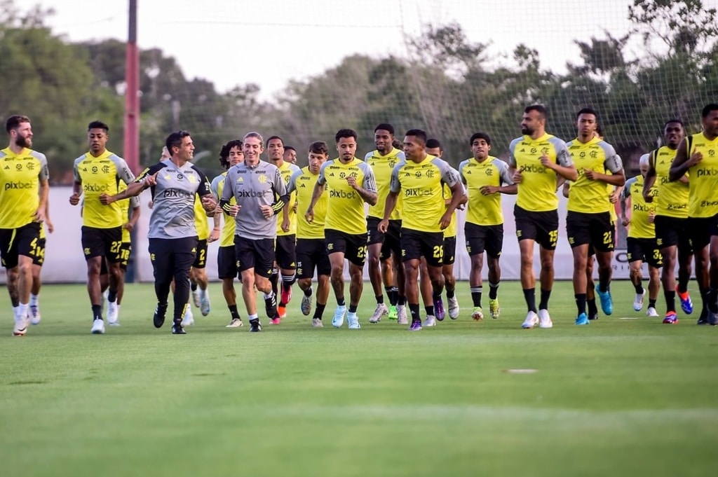 Estreia de Filipe Luís como técnico teve apelido vídeos e corrida