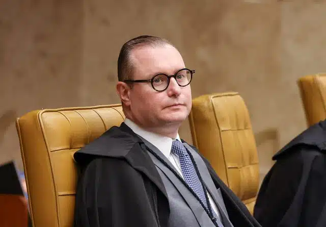 ministro cristiano zanin