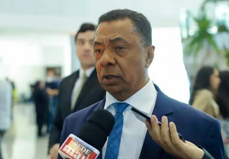 Reta final para troca de partido rumo às eleições 2026; veja as novidades da política damião feliciano