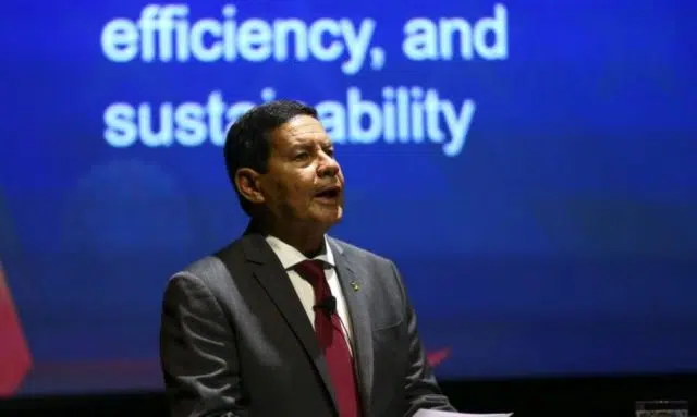 hamilton mourão