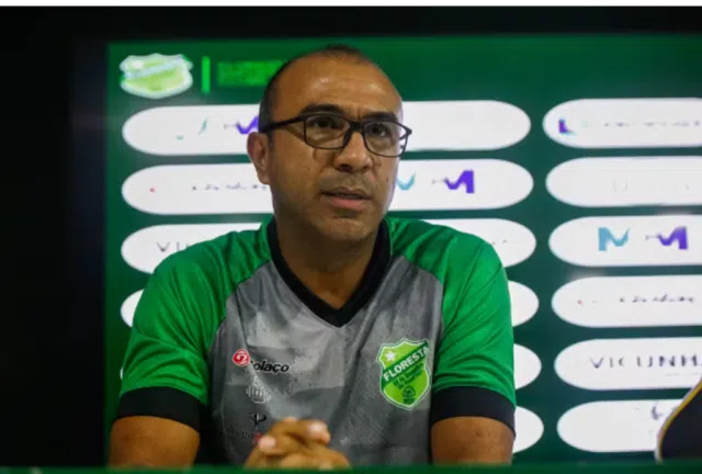 felipe surian treinador