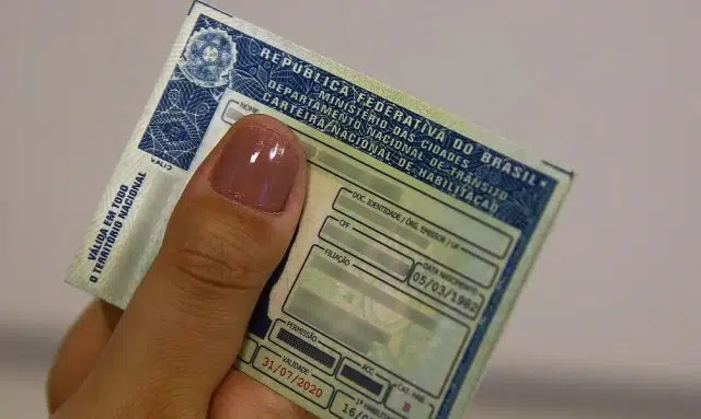 foto ilustrativa carteira de motorista