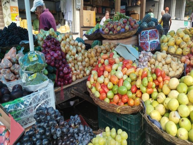 frutas e verduras feira central