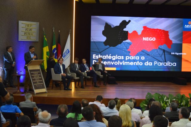 Economista Erick figueireso na fiepb