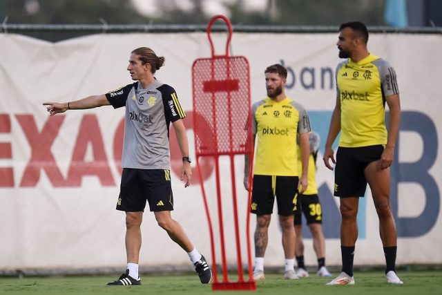 felipe luis treinador do flamengo