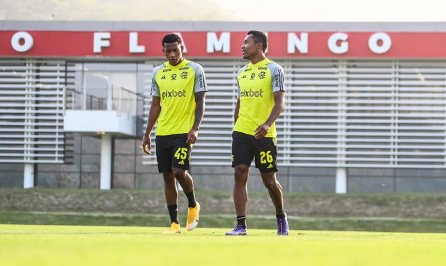 Gonzalo Plata e Alex Sandro