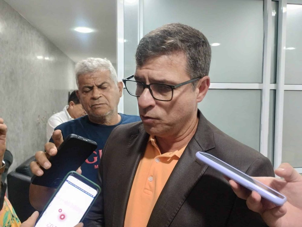 Vitor Hugo anuncia pausa na campanha após candidatura ser barrada pelo TRE-PB