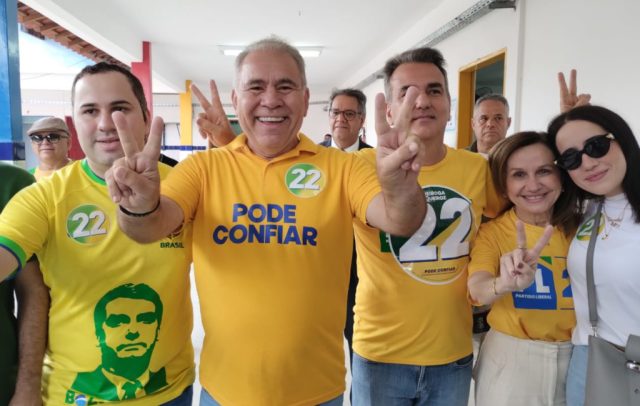 marcelo queiroga votando