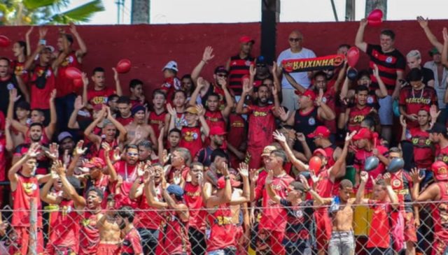 torcida do campinense no renatão