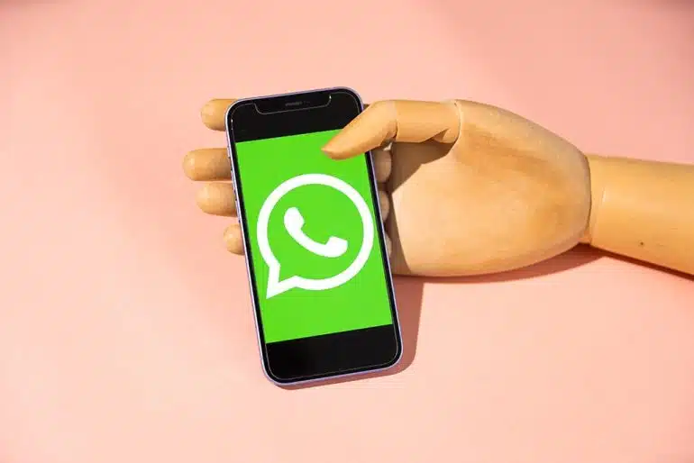 Atrações da festa junina em Campina Grande e novo serviço do WhatsApp: leia o resumo do dia whatsapp