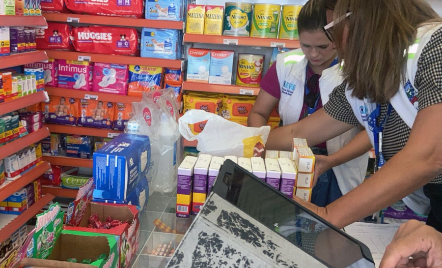 Agevisa/PB apreende medicamentos irregulares e interdita falsa farmácia