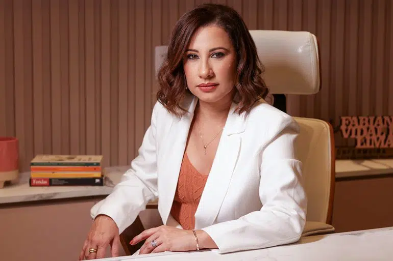 Cuidados paliativos: um avanço necessário na forma de cuidar Fabiana Vidal enfermeira paliativista