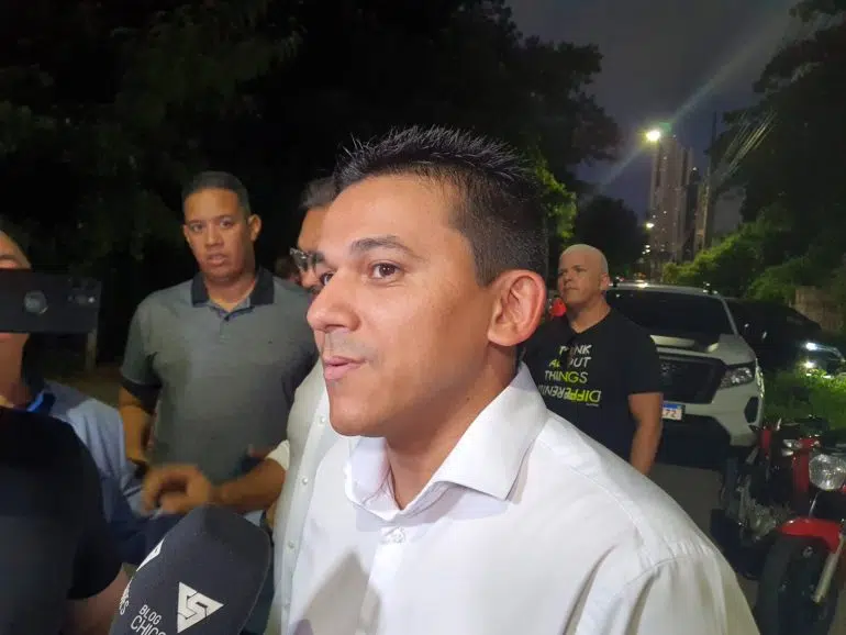 Prefeito se emociona ao falar de enchente em Santa Rita e pede ajuda a empresários jackson alvino