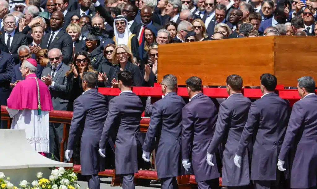 lula enterro do papa