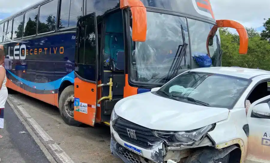onibus acidente