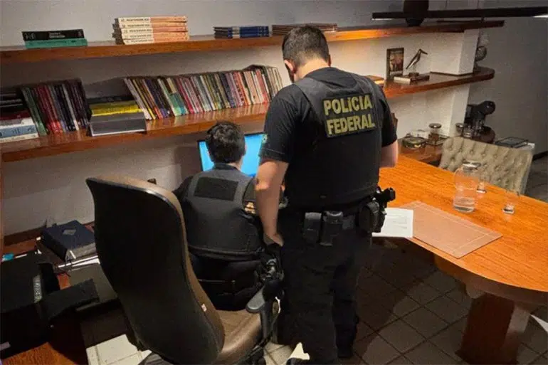 Concurso no TJPB, novas pesquisas para presidente e Mega-Sena acumulada pf operacao outside2