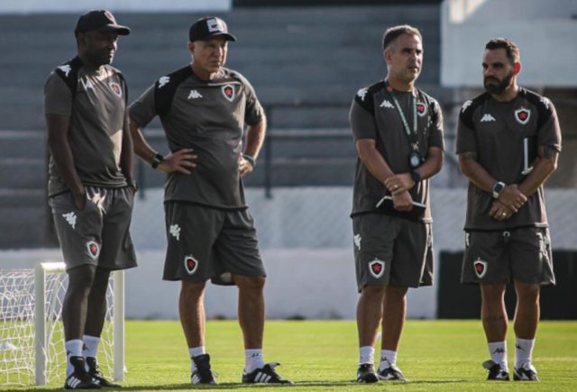 Márcio Fernandes treinador do Botafogo-PB