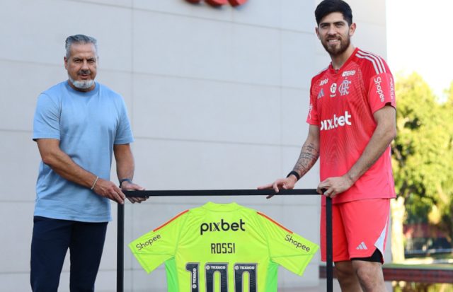 rossi goleiro