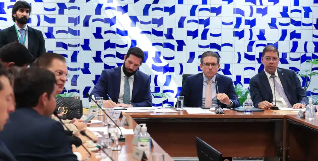 hugo motta câmara