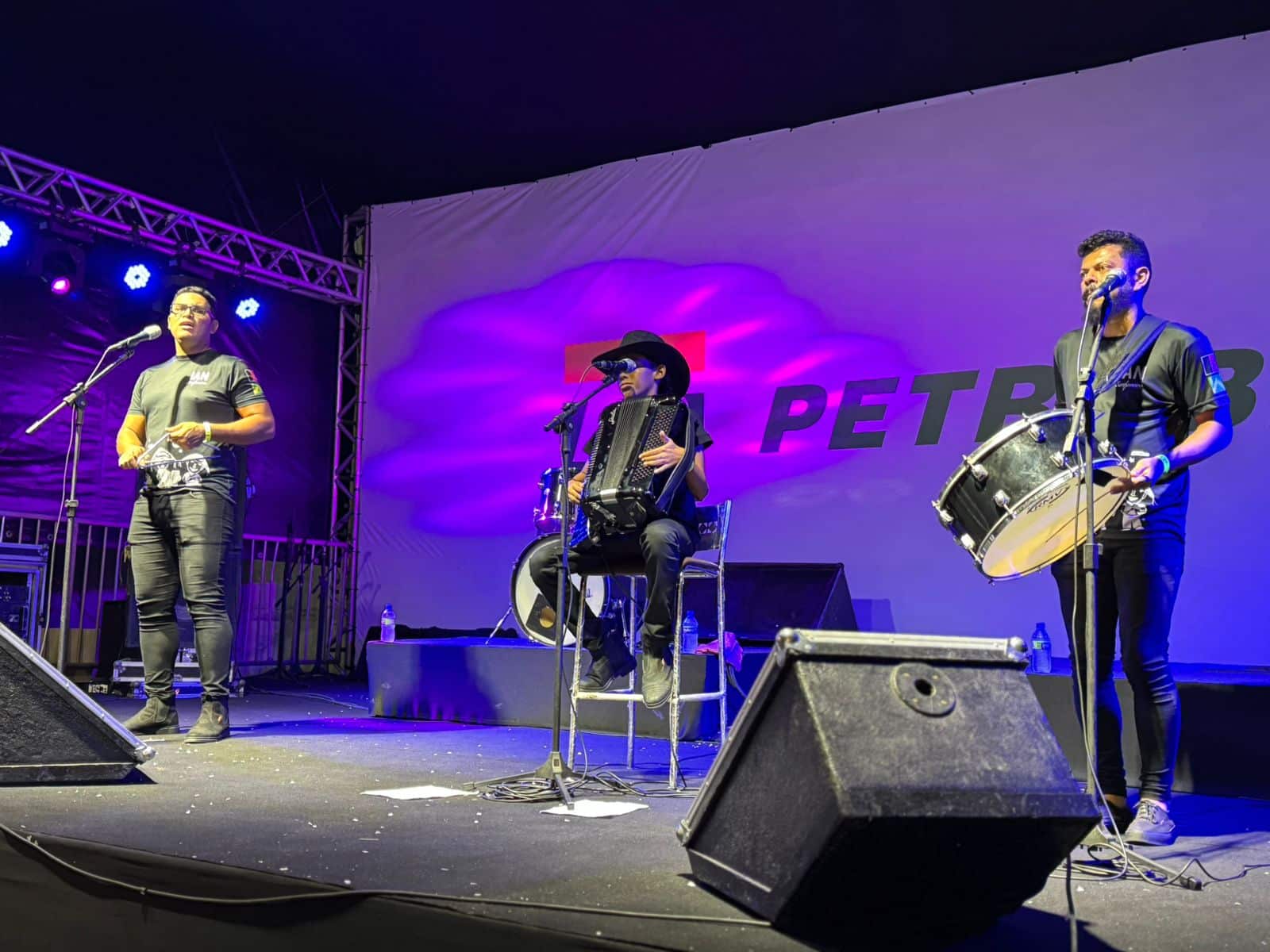 Primeira segunda-feira do Maior São João do Mundo leva famílias ao Parque do Povo