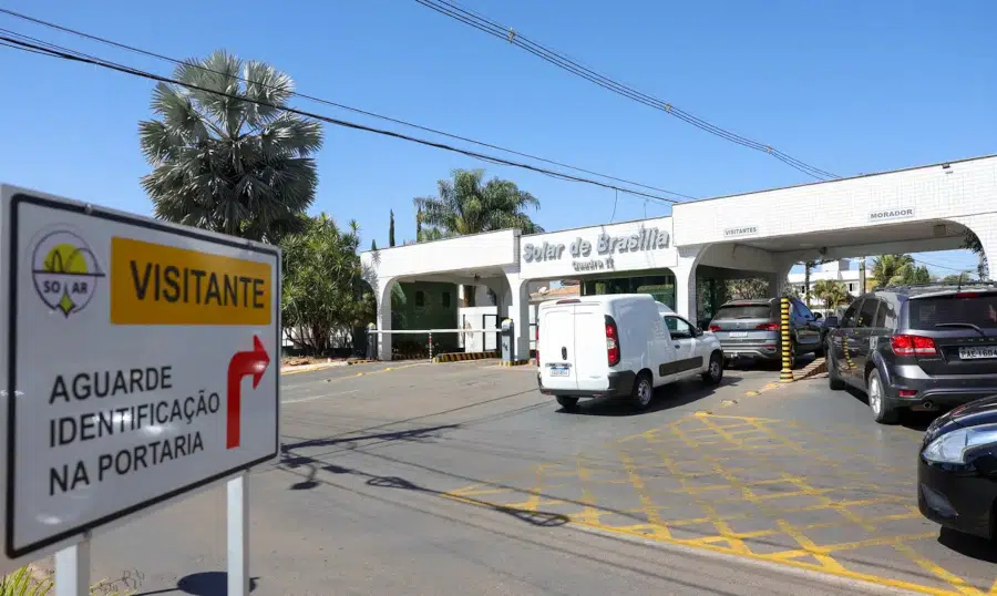 condominio de bolsonaro
