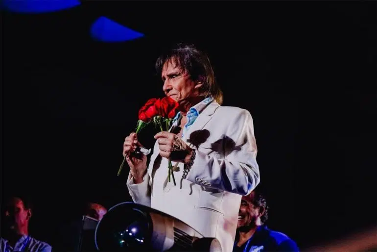 1.600 vagas de emprego, Mega-Sena acumulada e 85 anos de Roberto Carlos: veja o resumo roberto carlos show em joao pessoa