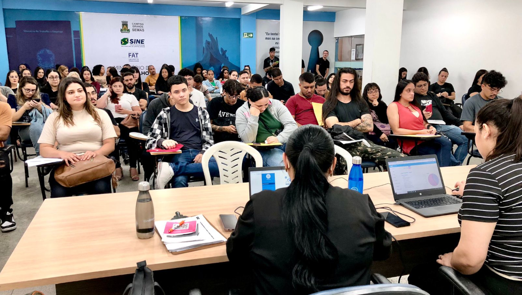 Campina Grande tem oferta de mais de 950 vagas de emprego; confira