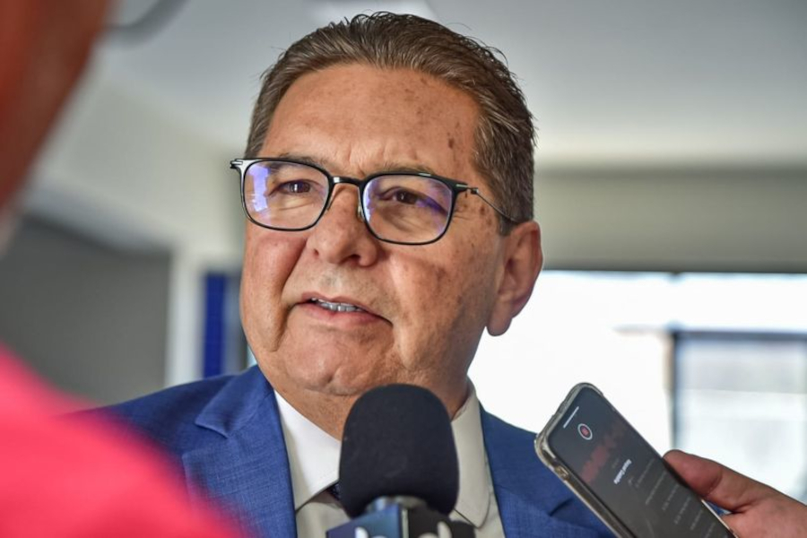 Deputado perdoa assaltantes que invadiram sua residência e o fizeram refém