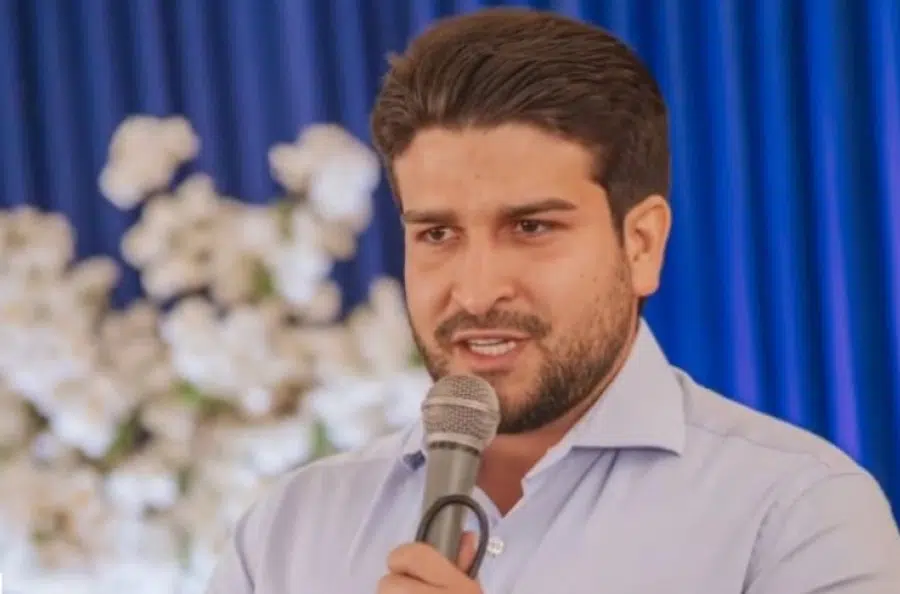 arthur vieira carneiro prefeito