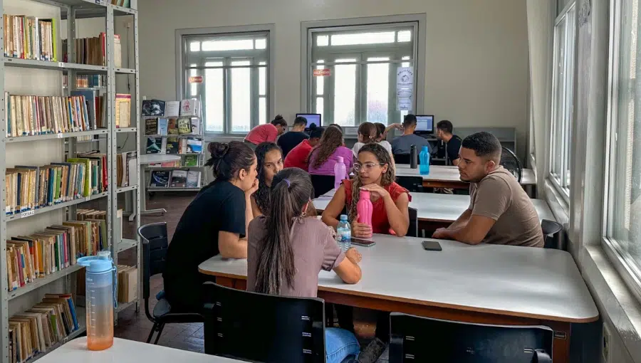 biblioteca félix araújo