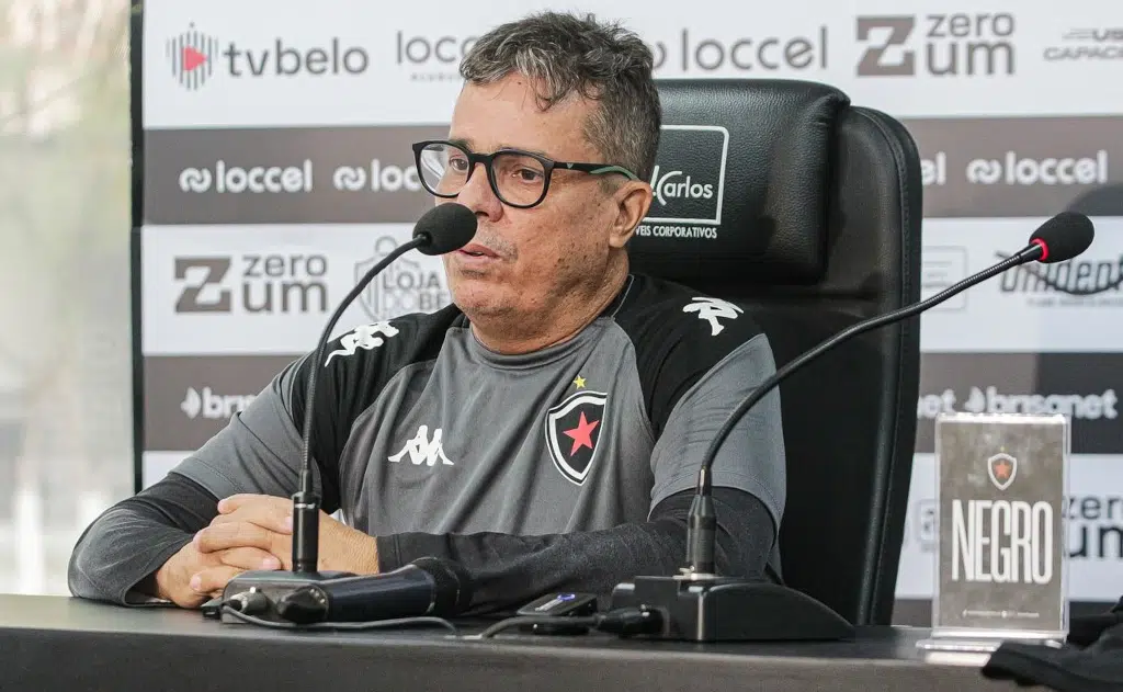 evaristo treinador