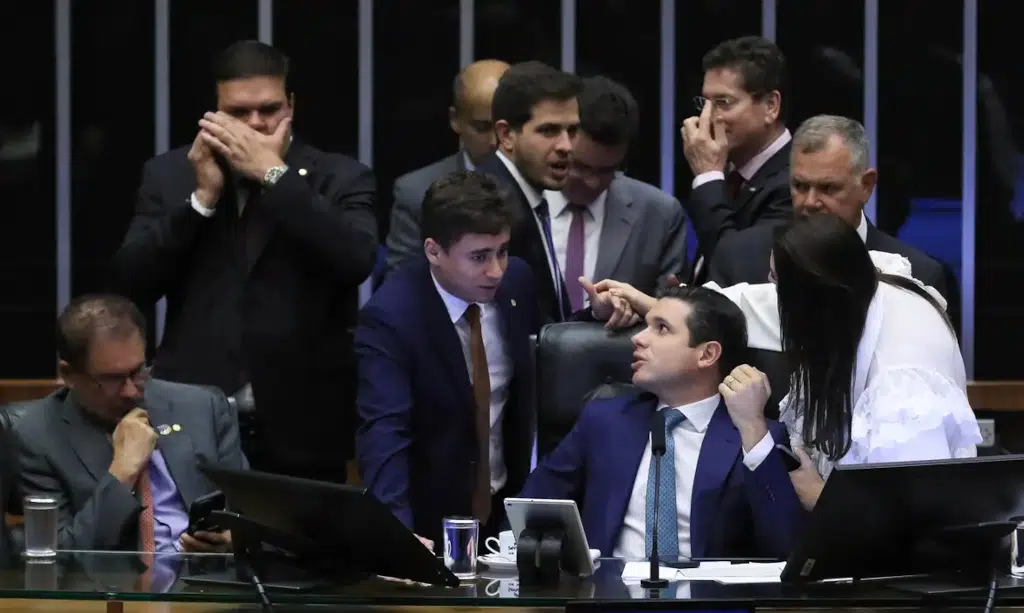 hugo mota na camara