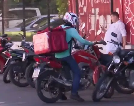 moto ifood