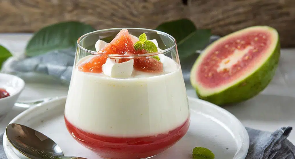 mousse de queijo com goiabada