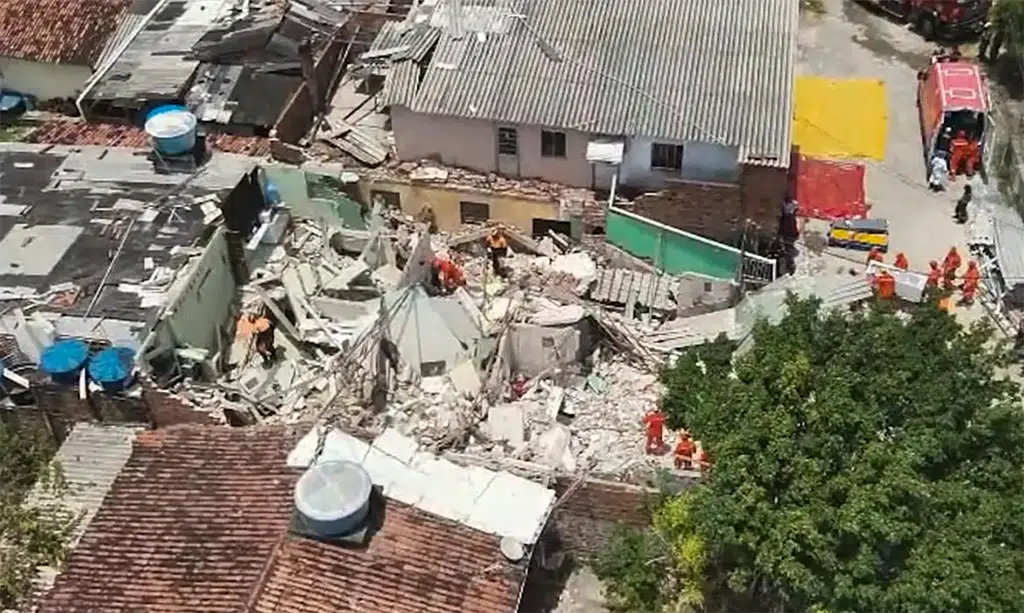 casas desabam em olinda