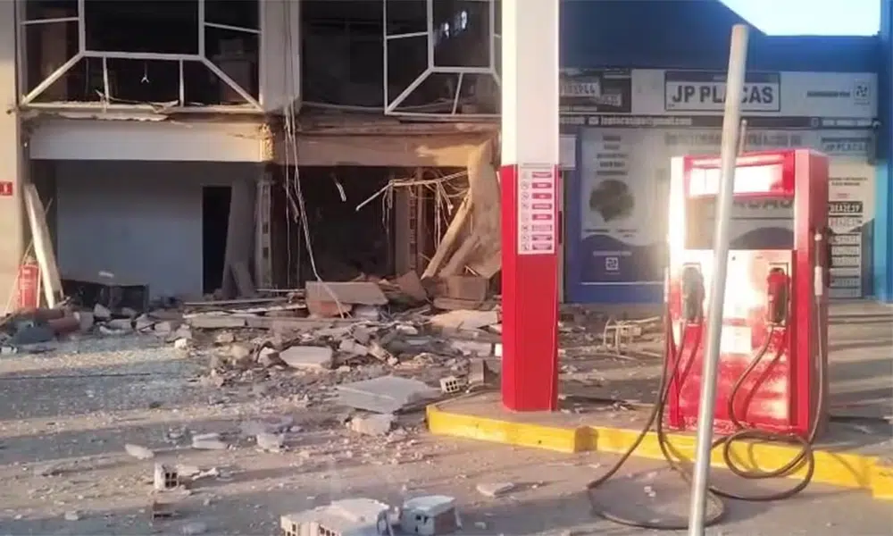 explosao criminosa em posto de combustiveis