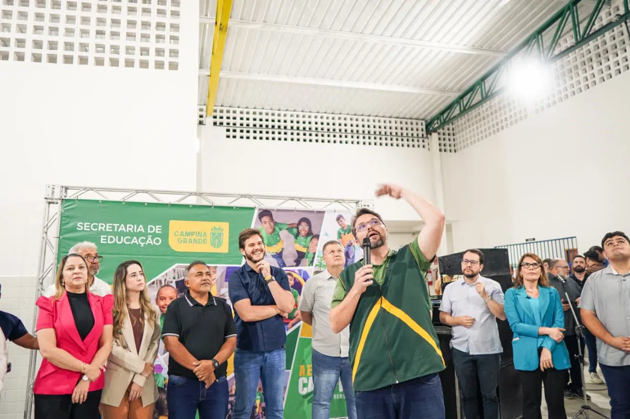 Prefeitura de Campina Grande reinaugura Escola Presidente Kennedy com nova estrutura e o dobro de vagas