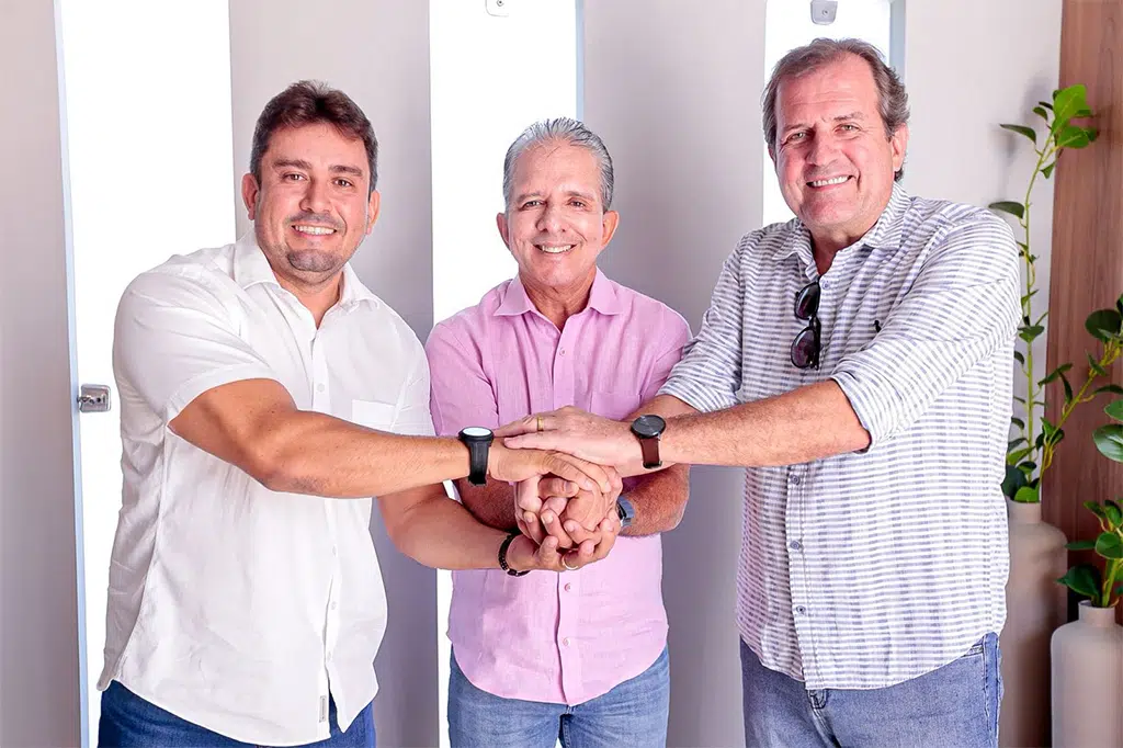 nabor recebe apoio do prefeito de sousa, helder carvalho, e de fabio tyrone