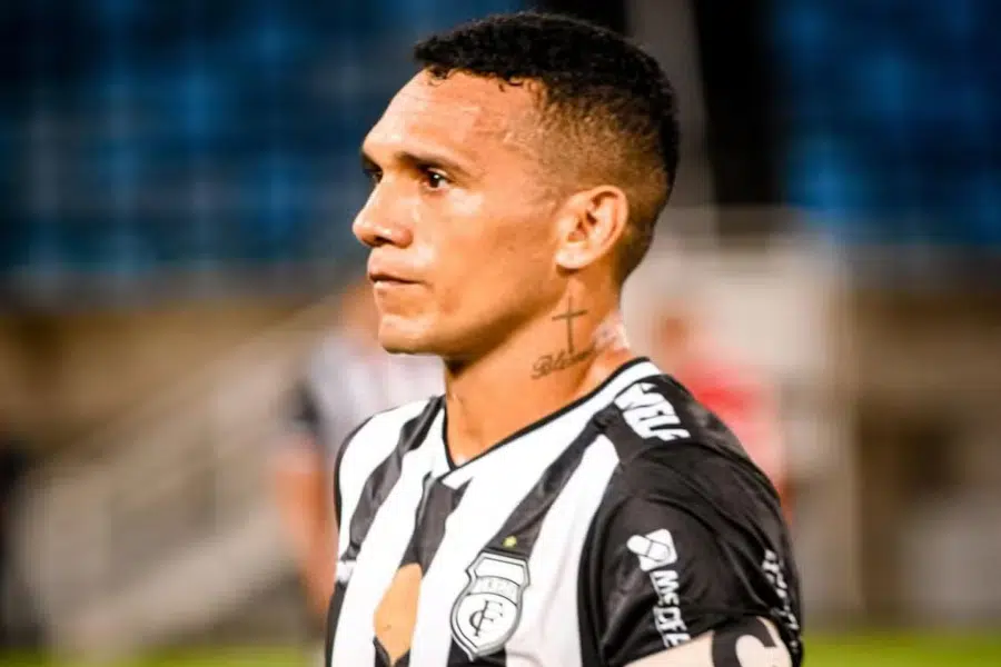 thiago alagoano atacante treze