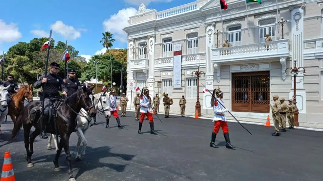 troca da guarda do museu historico da pb