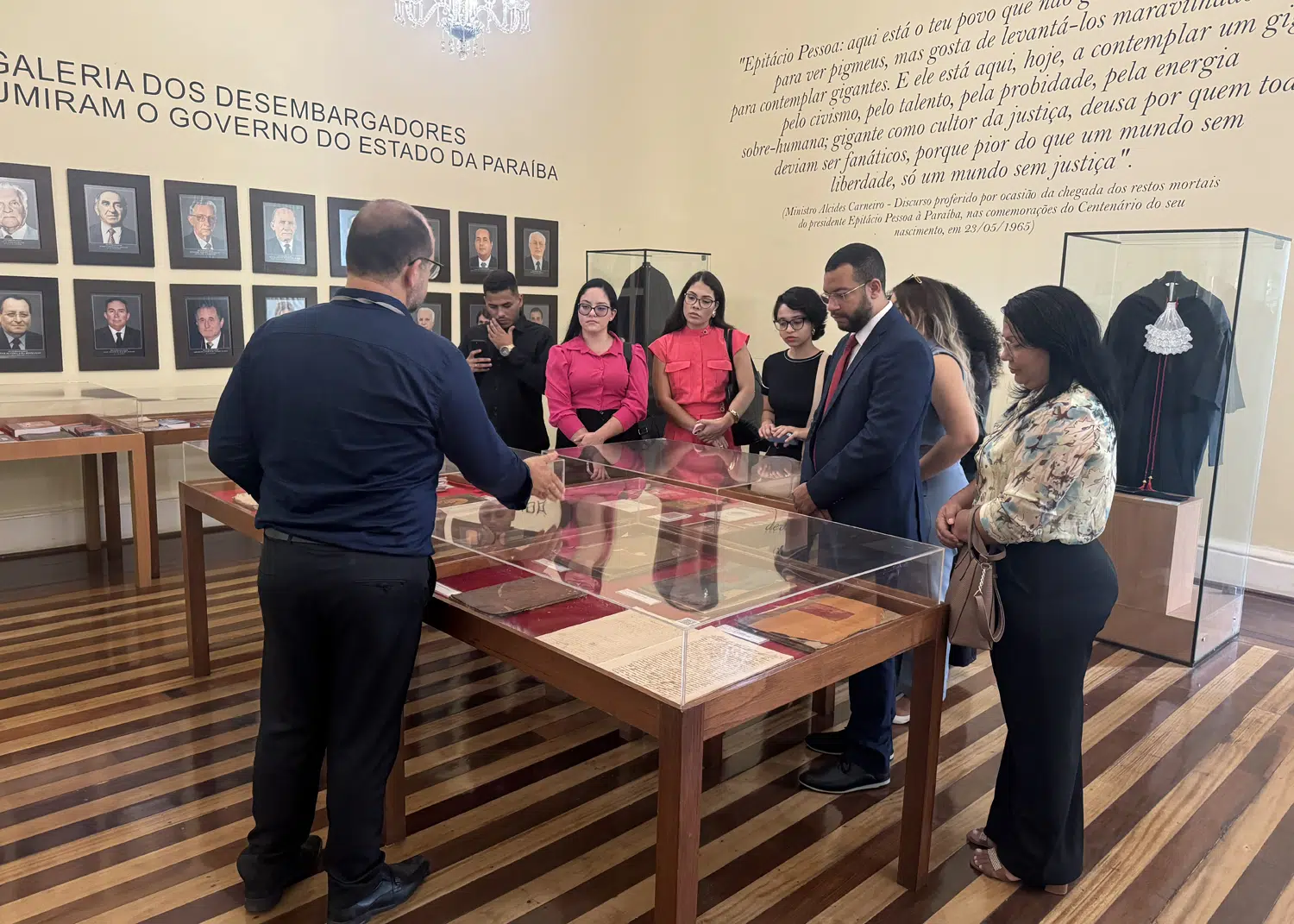 visita estudante de direito da ununassau 10 10 2025 31