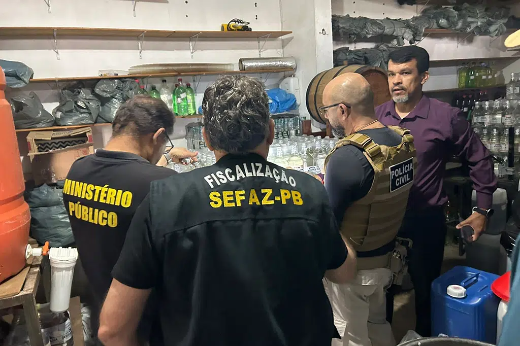 fabrica clandestina de bebidas interditada em campina grande