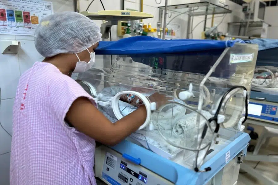 novembro roxo criança