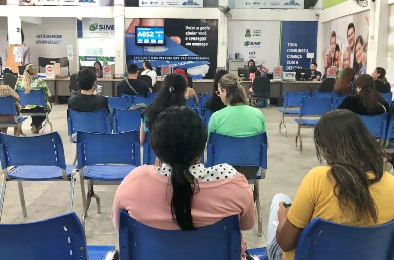 Redução no preço do diesel e vagas de emprego na Paraíba; veja o resumo sine campina vagas emprego