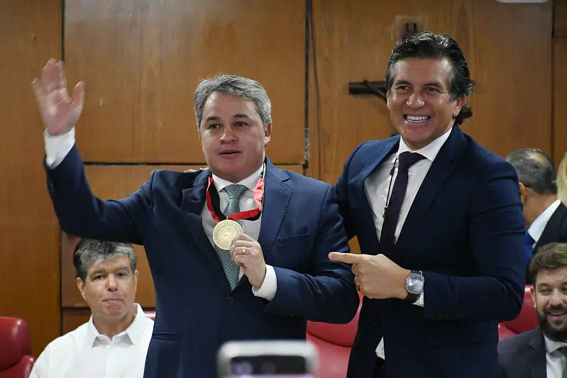 01.12.2025 medalha cidade de joão pessoa efraim filho (2)