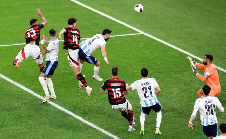 flamengo x piramds leo pereira