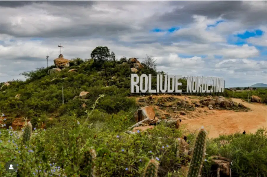 letreiro roliude nordestina