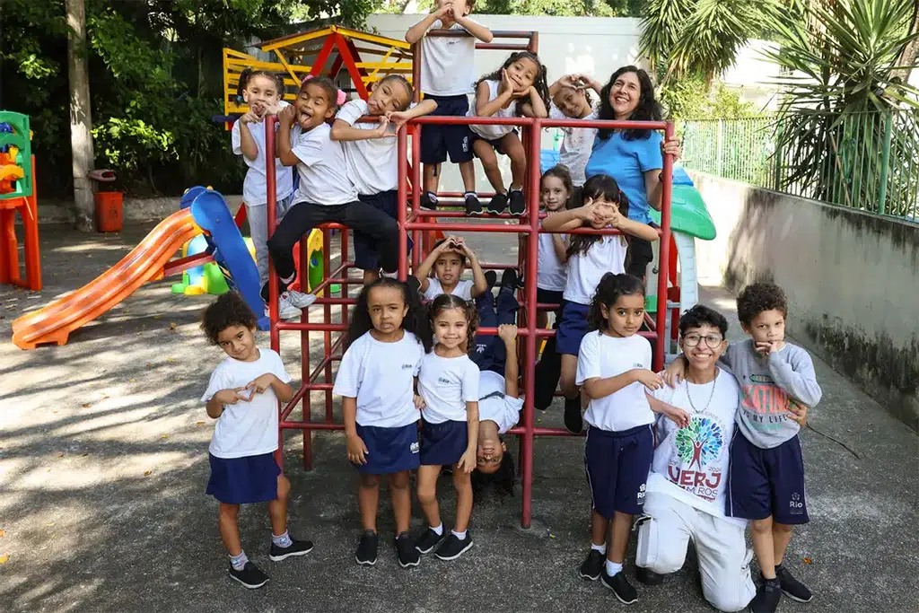 orientador educacional escola acolhedora