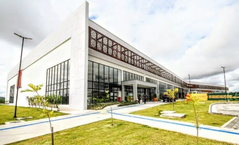 Susto com deputado e novo prazo no Detran: o resumo desta terça-feira Expo Shoes Centro de Convencoes CG 1